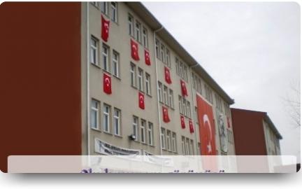 Turhan Tayan Anadolu Lisesi Fotoğrafı